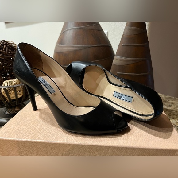 Authentic. Prada Pumps. Peep toe. Black. Size 37.5. Heel approx 3.5 inches - Picture 1 of 7